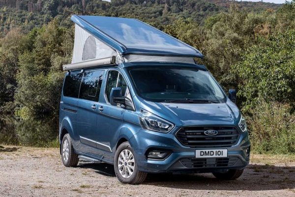Aufstelldach-Ford-Nugget-Plus-2020-Camping
